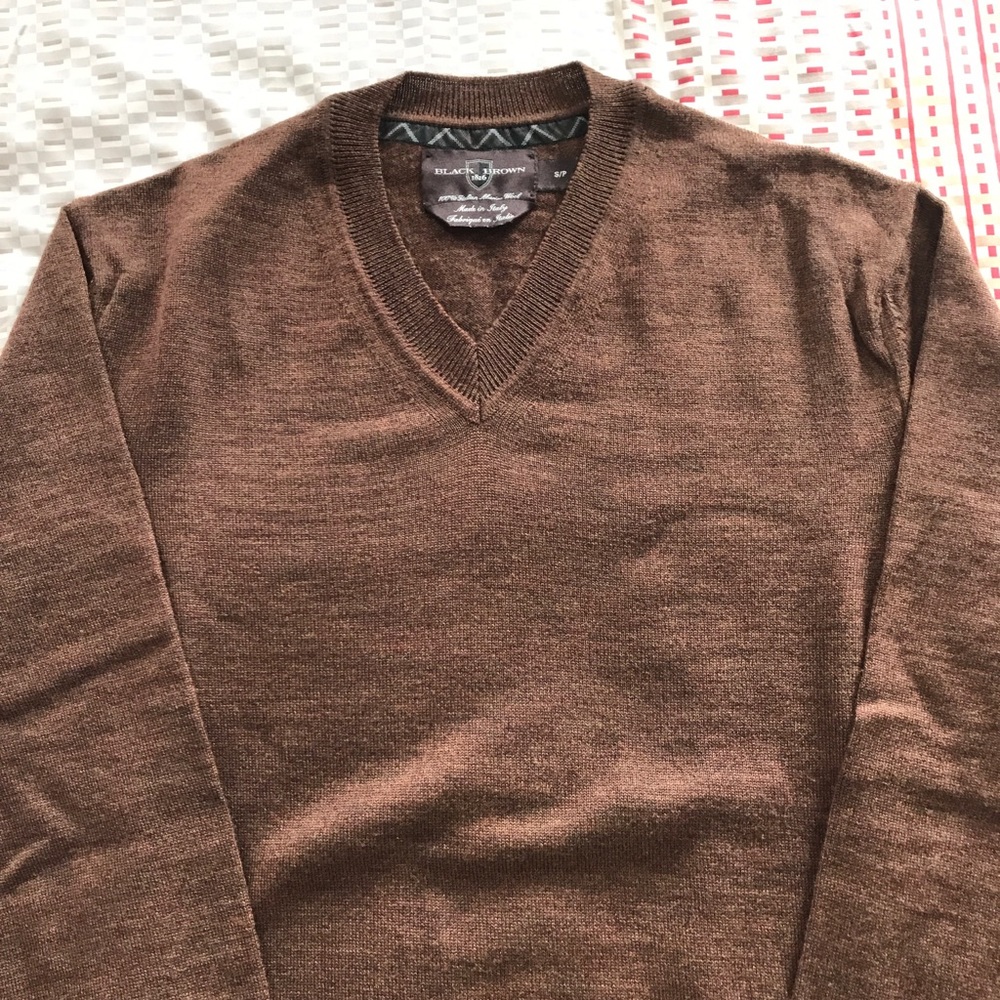 Black Brown v-neck sweater never worn